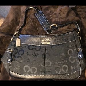 Black purse w/ bronze accents - NWOT